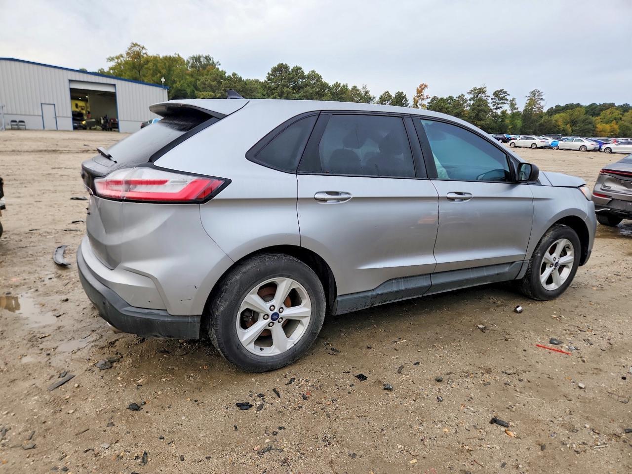 2020 FORD EDGE SE — Фото 3 из 13