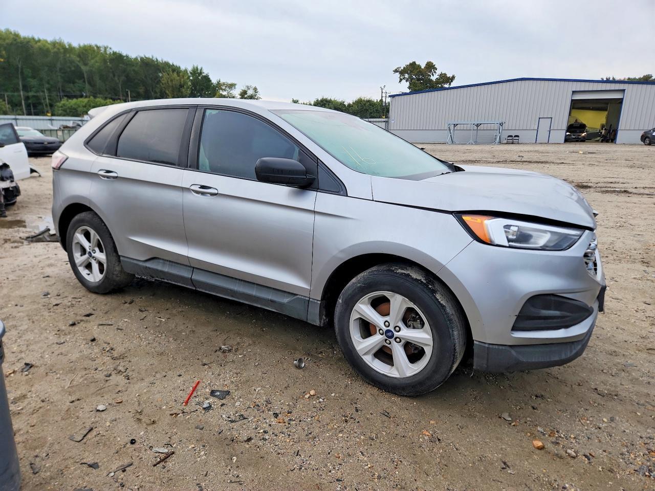 2020 FORD EDGE SE — Фото 4 из 13