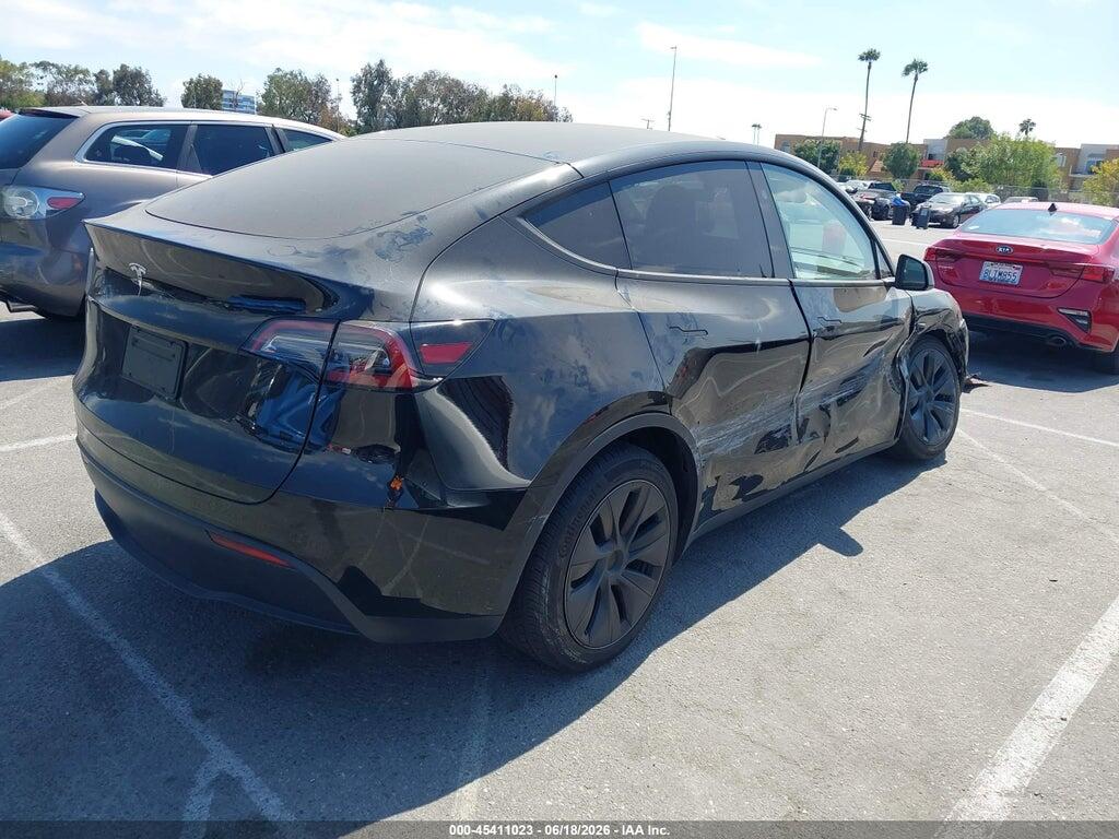7SAYGDED0RF207216 2024 TESLA MODEL Y photo no. 4