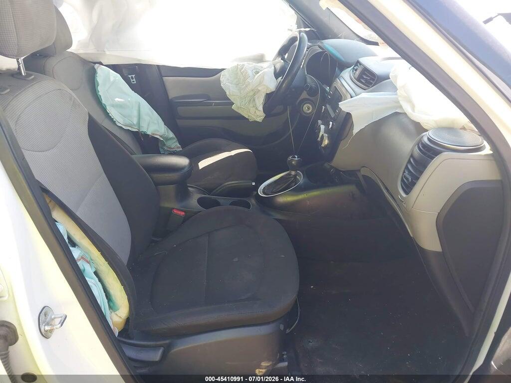 KNDJN2A2XK7912002 2019 KIA SOUL photo no. 5