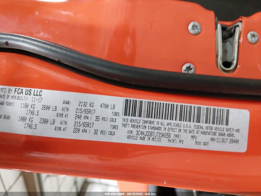 3C4NJDDB7JT230256 2018 JEEP COMPASS photo no. 9
