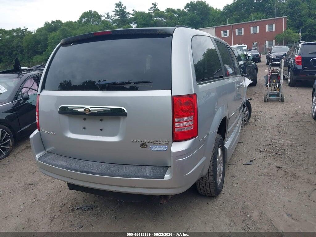 2A4RR5D15AR221771 2010 CHRYSLER TOWN & COUNTRY photo no. 4