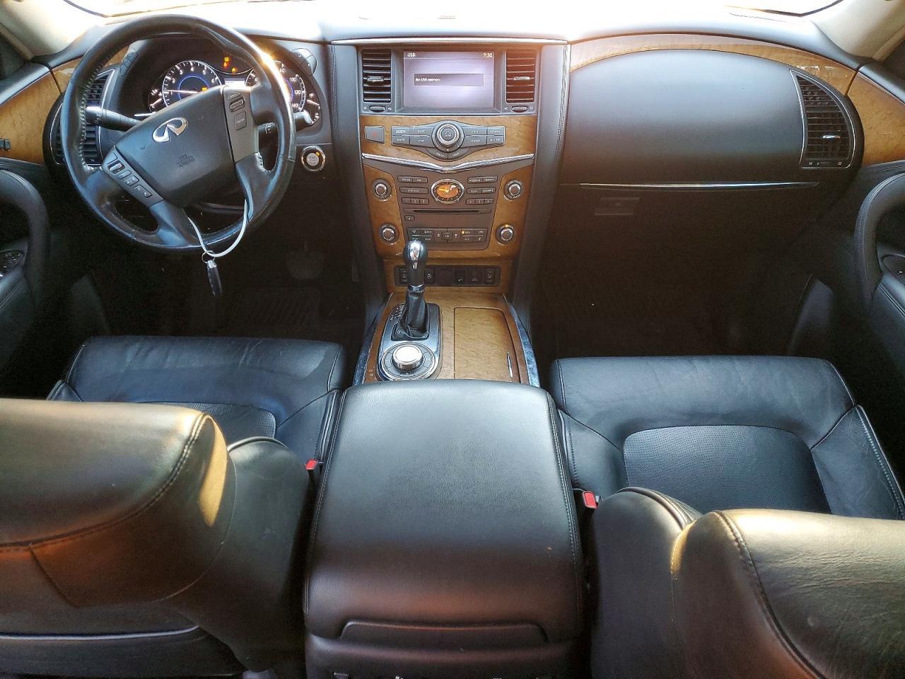 2013 INFINITI QX56 BASE — Фото 8 из 13