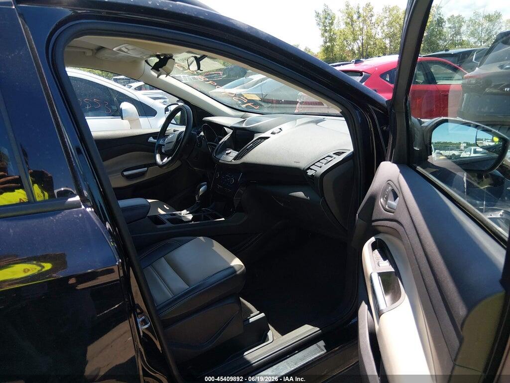 1FMCU9HD3KUB85200 2019 FORD ESCAPE photo no. 5