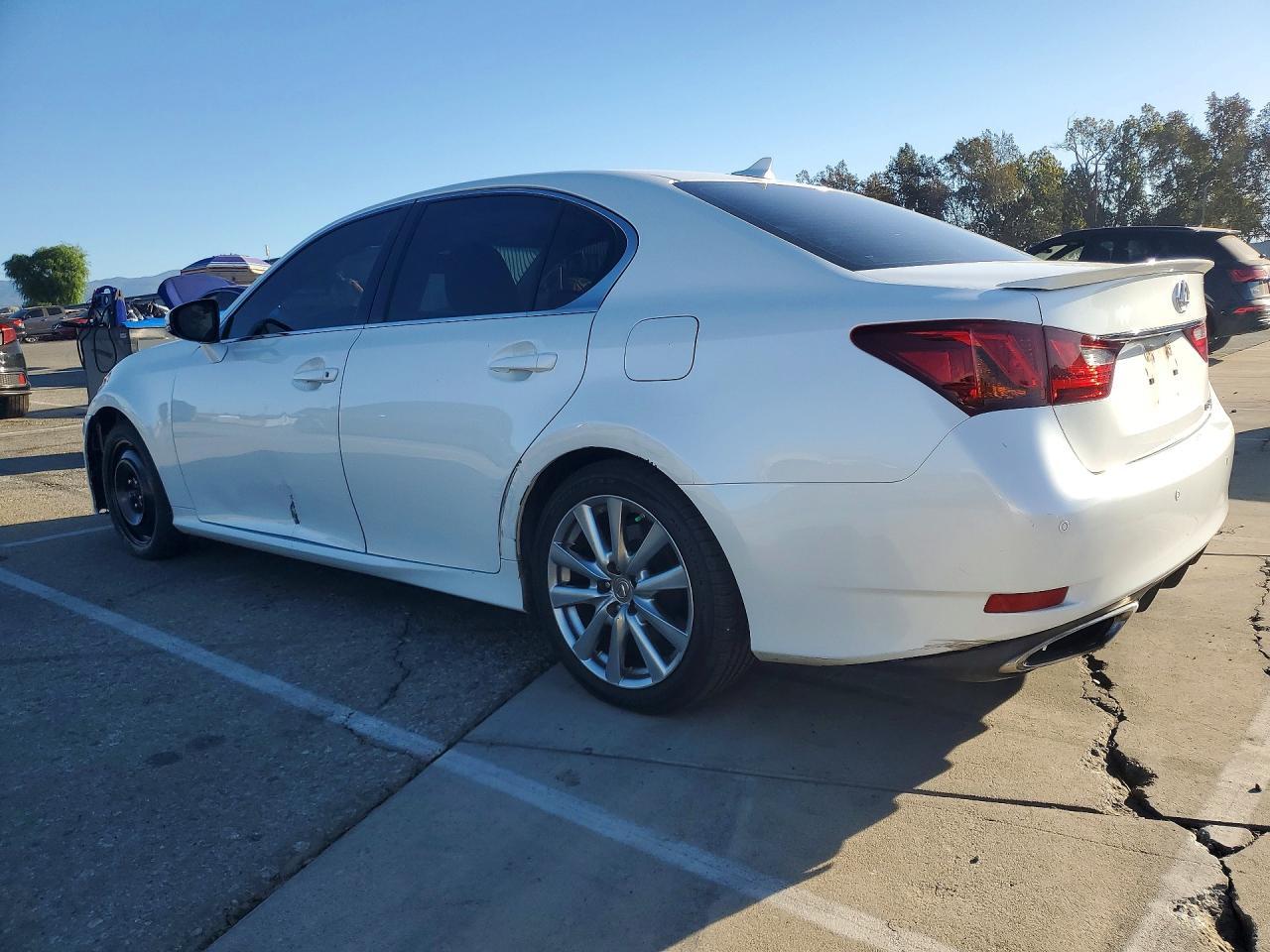 2013 LEXUS GS 350 — Фото 2 из 12