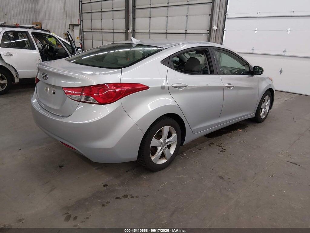 5NPDH4AE1DH320125 2013 HYUNDAI ELANTRA photo no. 4