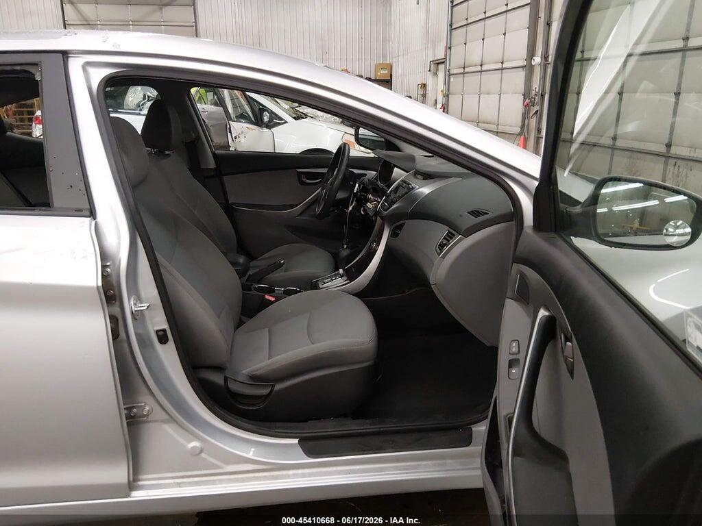 5NPDH4AE1DH320125 2013 HYUNDAI ELANTRA photo no. 5