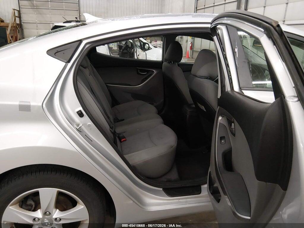 5NPDH4AE1DH320125 2013 HYUNDAI ELANTRA photo no. 8