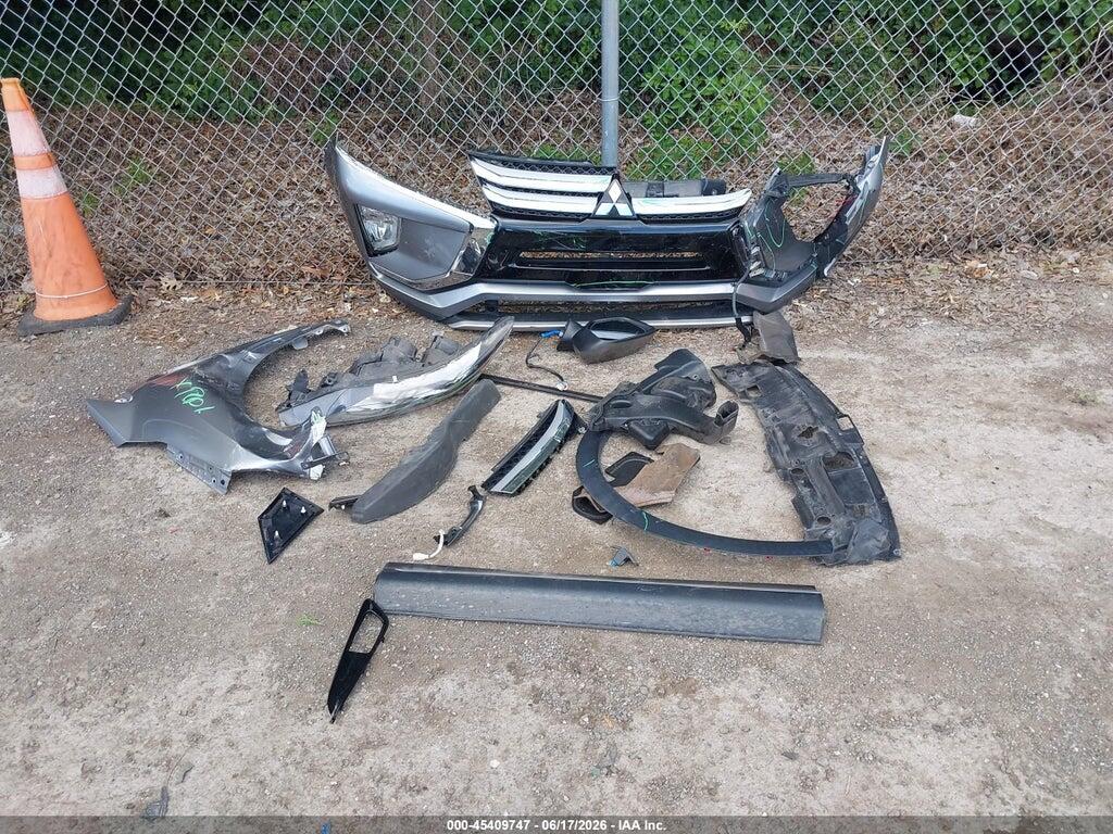 JA4AT5AA4JZ069393 2018 MITSUBISHI ECLIPSE CROSS photo no. 12