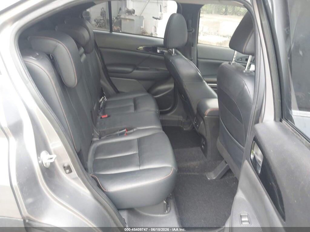 JA4AT5AA4JZ069393 2018 MITSUBISHI ECLIPSE CROSS photo no. 8