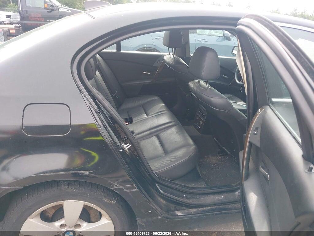 WBANF33557CS40650 2007 BMW 525XI photo no. 8