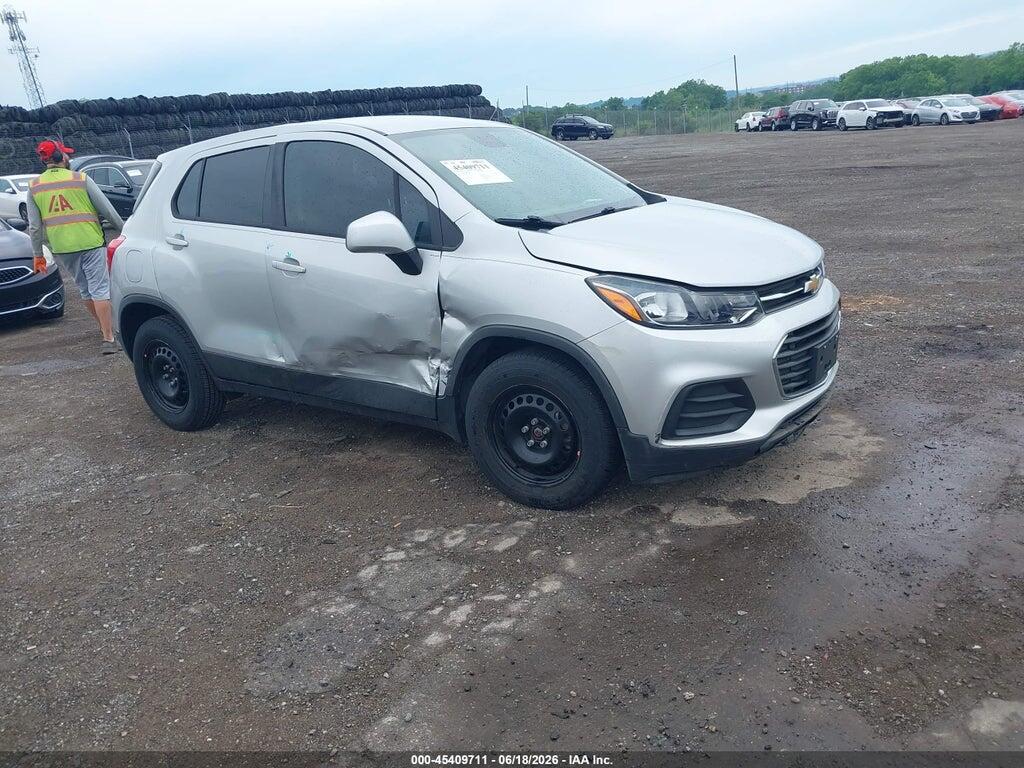 3GNCJKSB1HL224064 2017 CHEVROLET TRAX photo no. 1