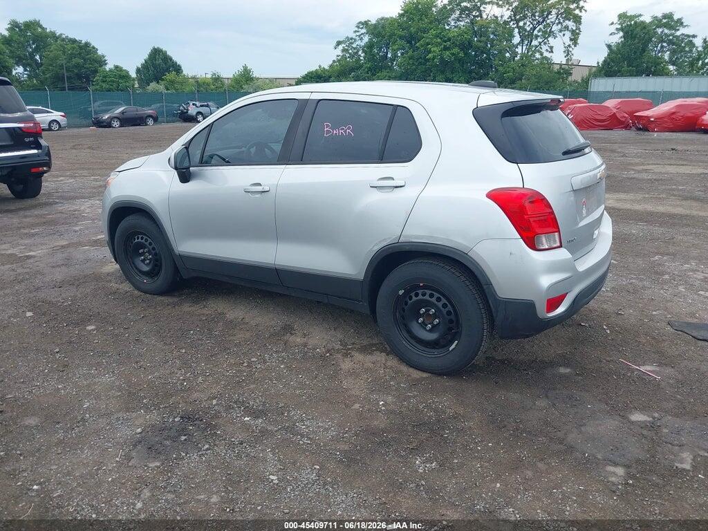 3GNCJKSB1HL224064 2017 CHEVROLET TRAX photo no. 3