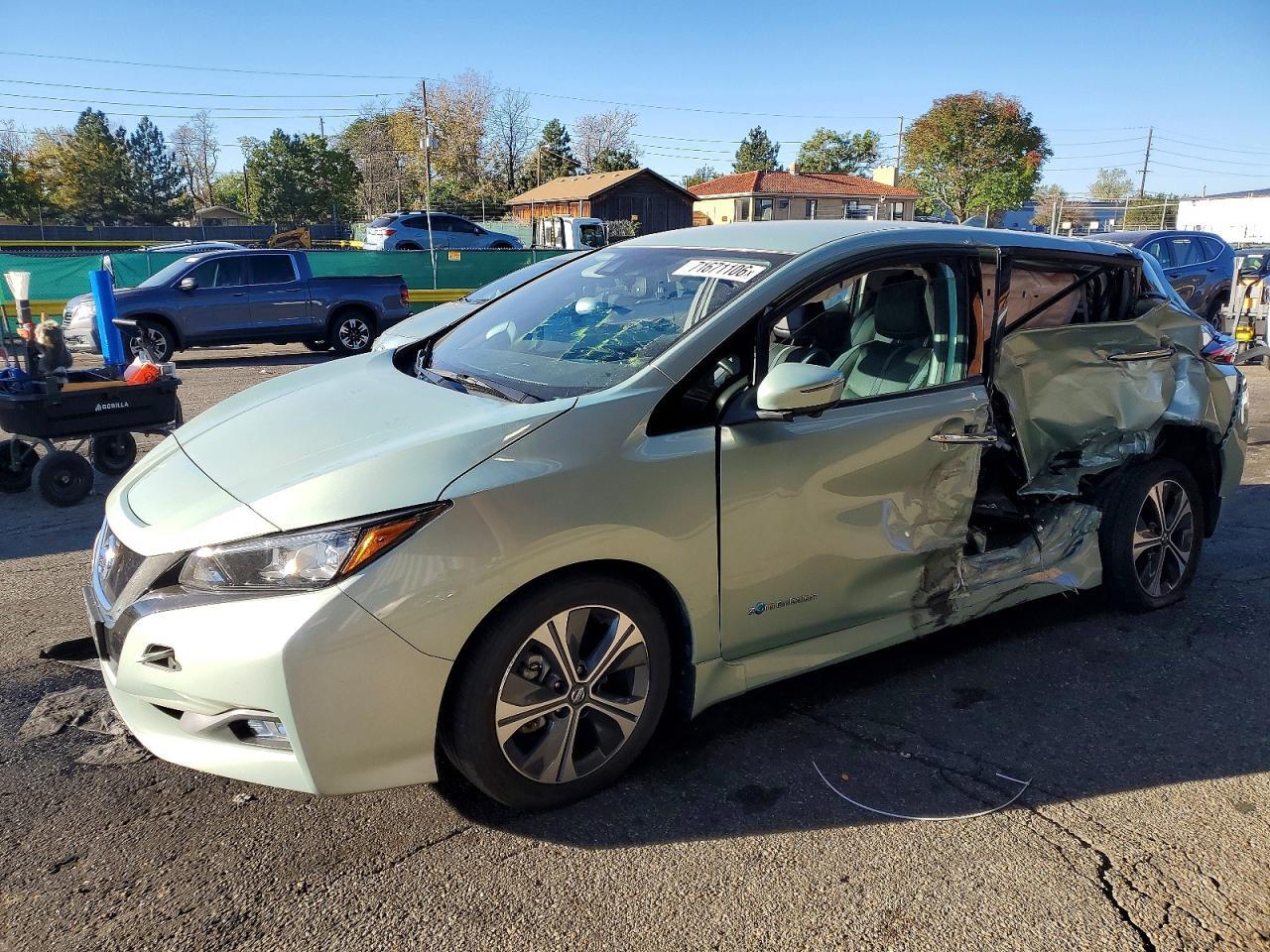 2018 NISSAN LEAF SL