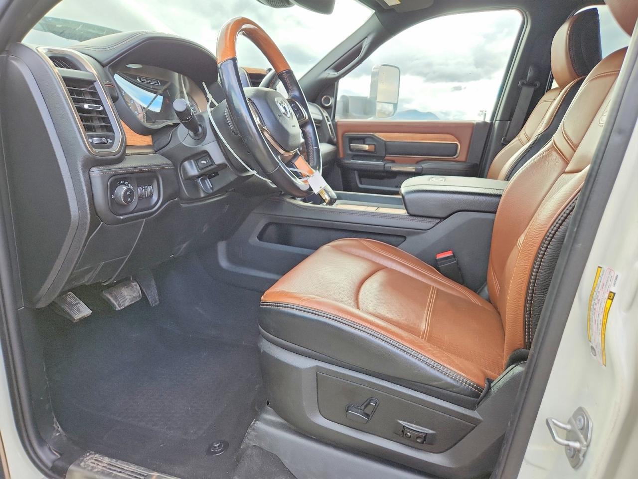 2020 RAM 3500 LONGHORN — Фото 7 из 12