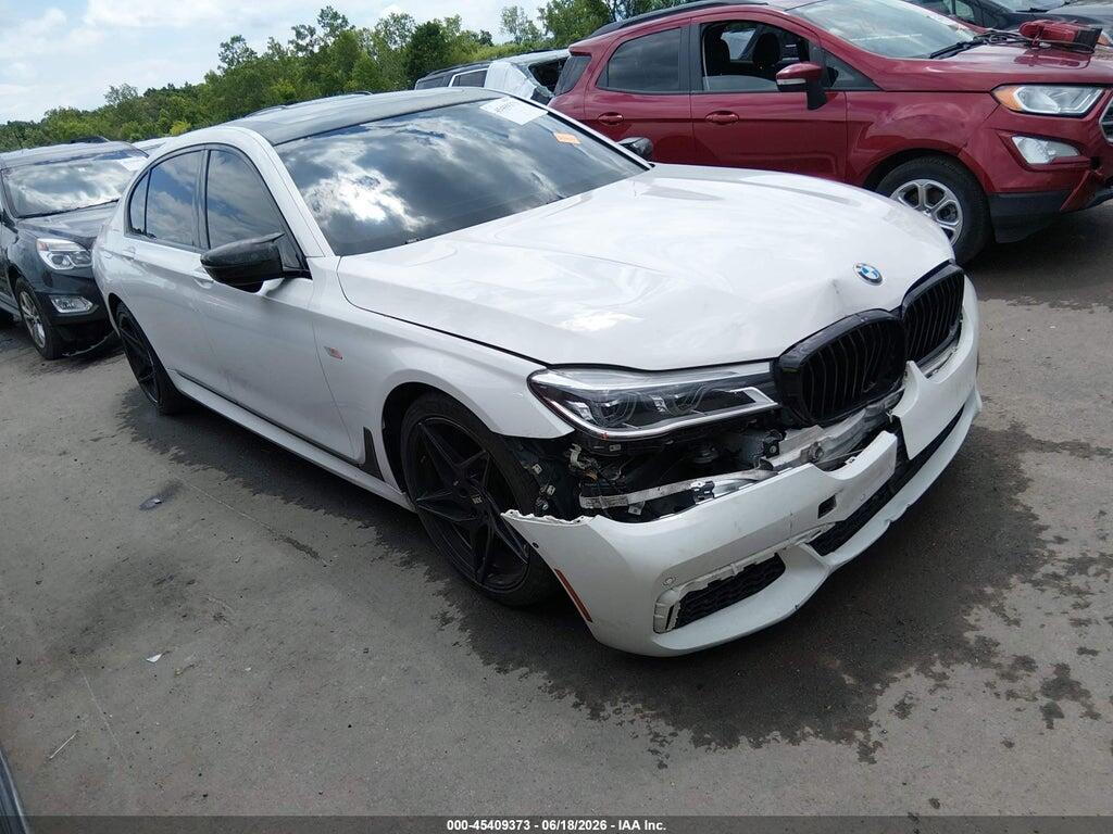 WBA7F0C52JGM23835 2018 BMW 7 SERIES photo no. 1