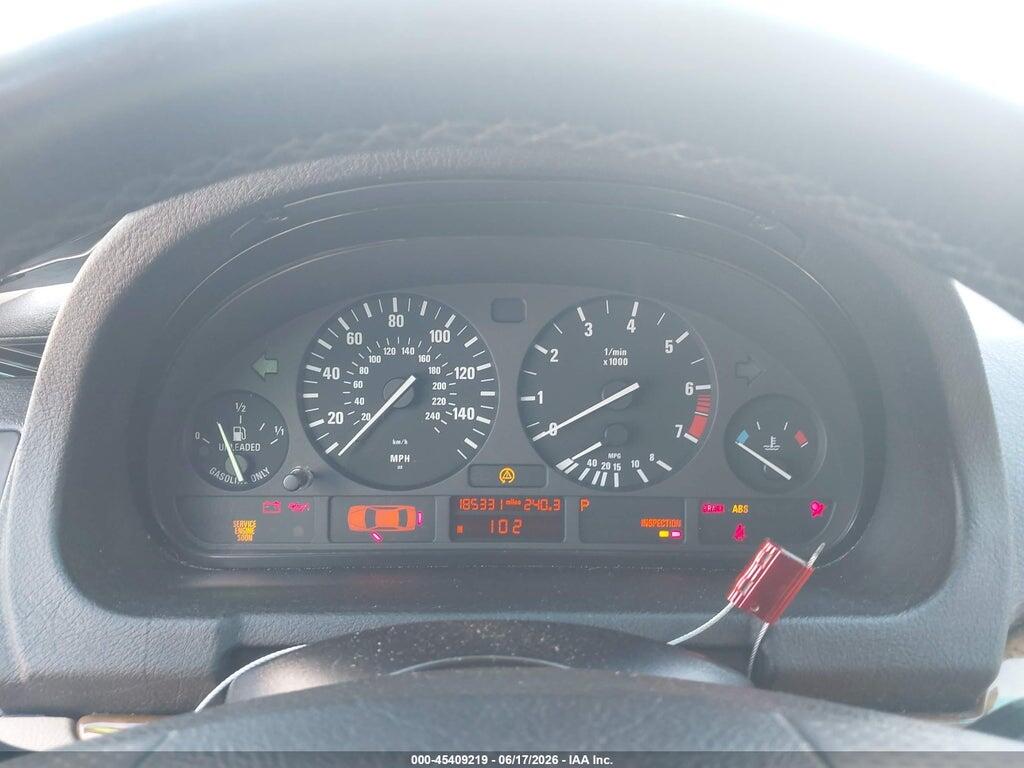 WBAFA53501LM73826 2001 BMW X5 photo no. 7
