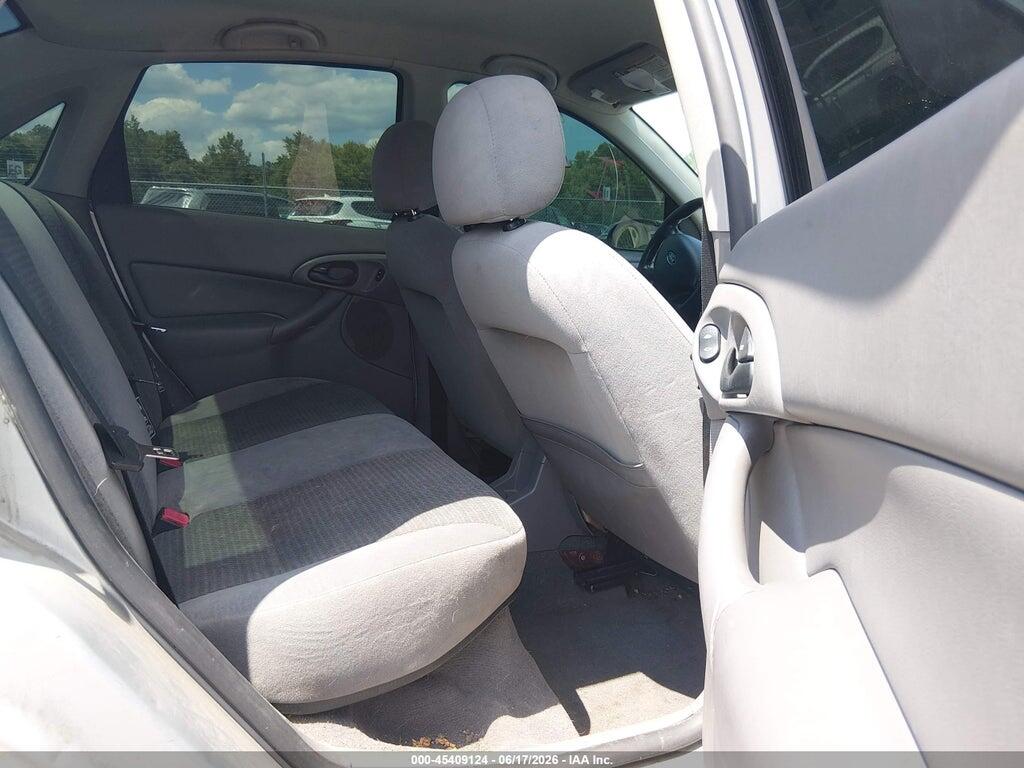 1FAFP34P53W158548 2003 FORD FOCUS photo no. 8