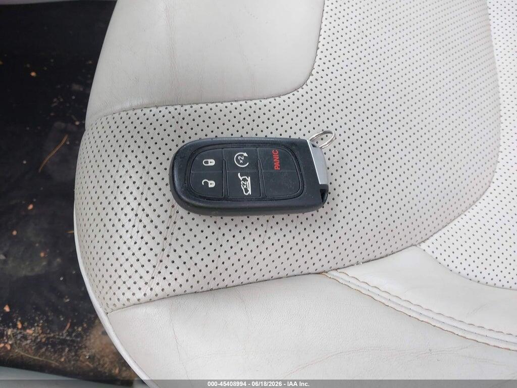 1C4PJMDX0KD368247 2019 JEEP CHEROKEE photo no. 11