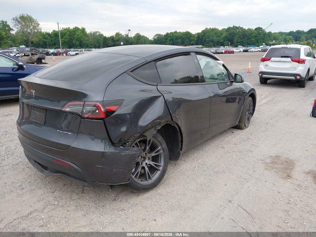 7SAYGDEE0RA330195 2024 TESLA MODEL Y photo no. 4