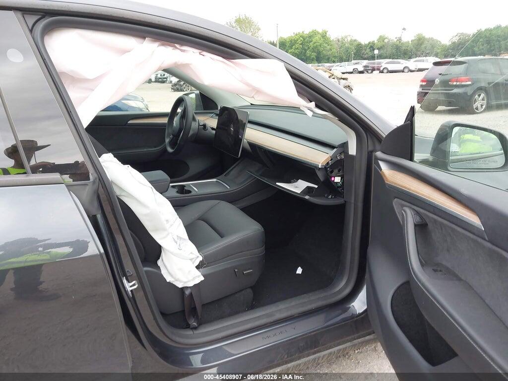 7SAYGDEE0RA330195 2024 TESLA MODEL Y photo no. 5