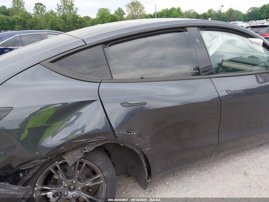 7SAYGDEE0RA330195 2024 TESLA MODEL Y photo no. 8