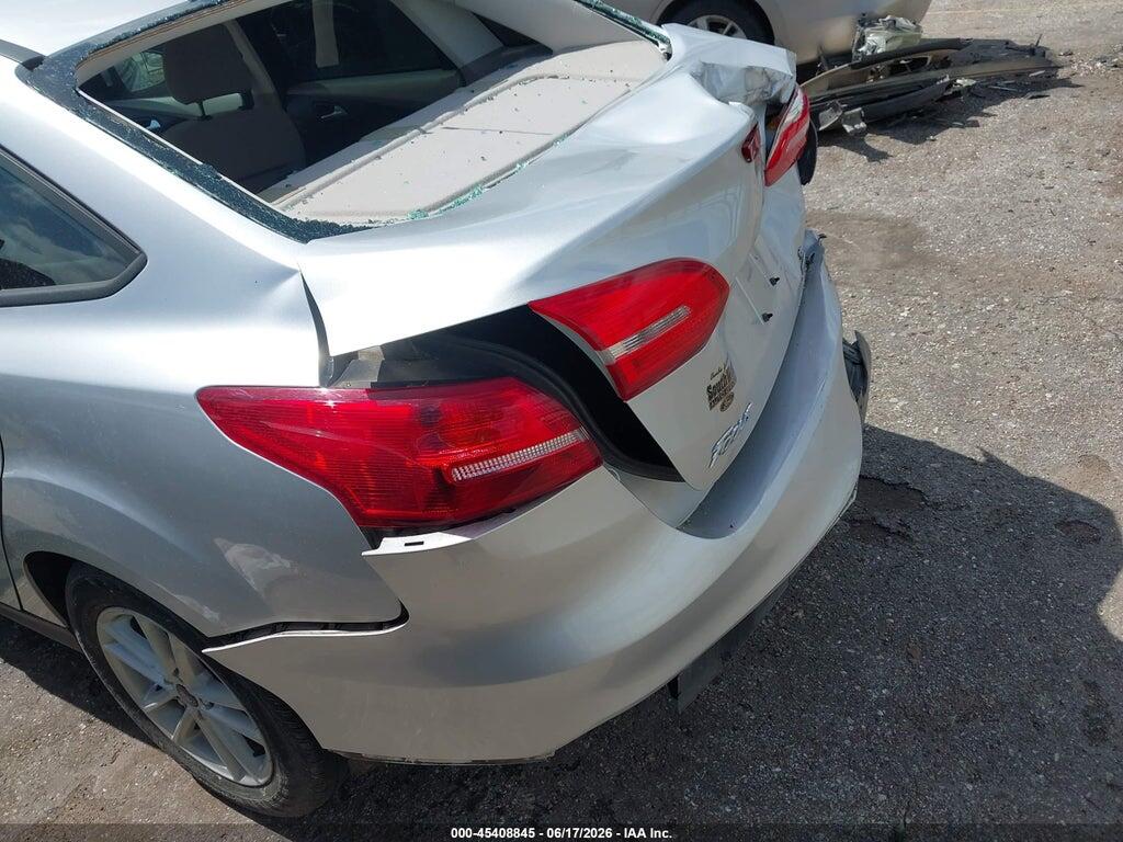 1FADP3FE8JL302790 2018 FORD FOCUS photo no. 6