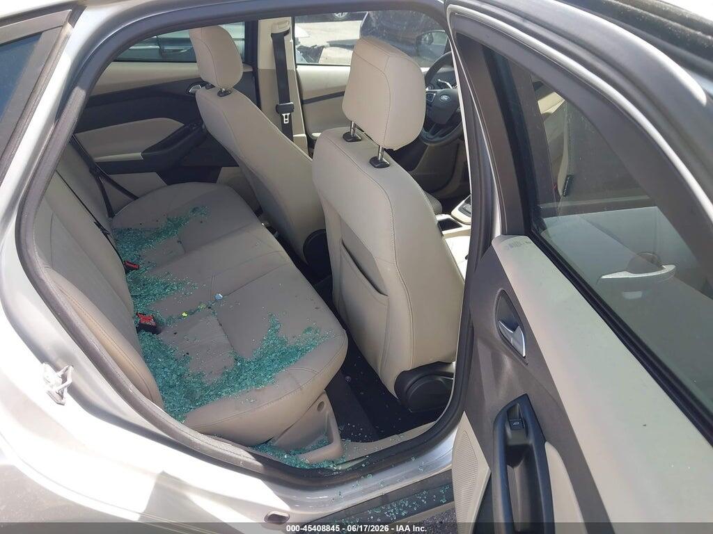 1FADP3FE8JL302790 2018 FORD FOCUS photo no. 8