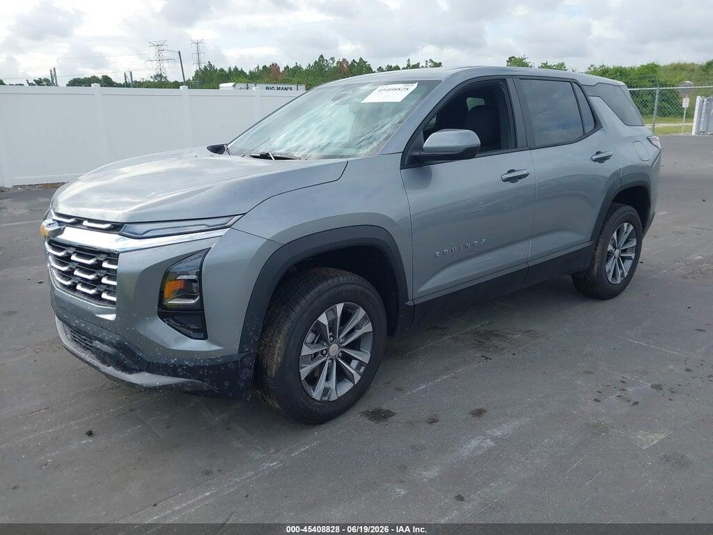 3GNAXHEG4TL445330 2026 CHEVROLET EQUINOX photo no. 2