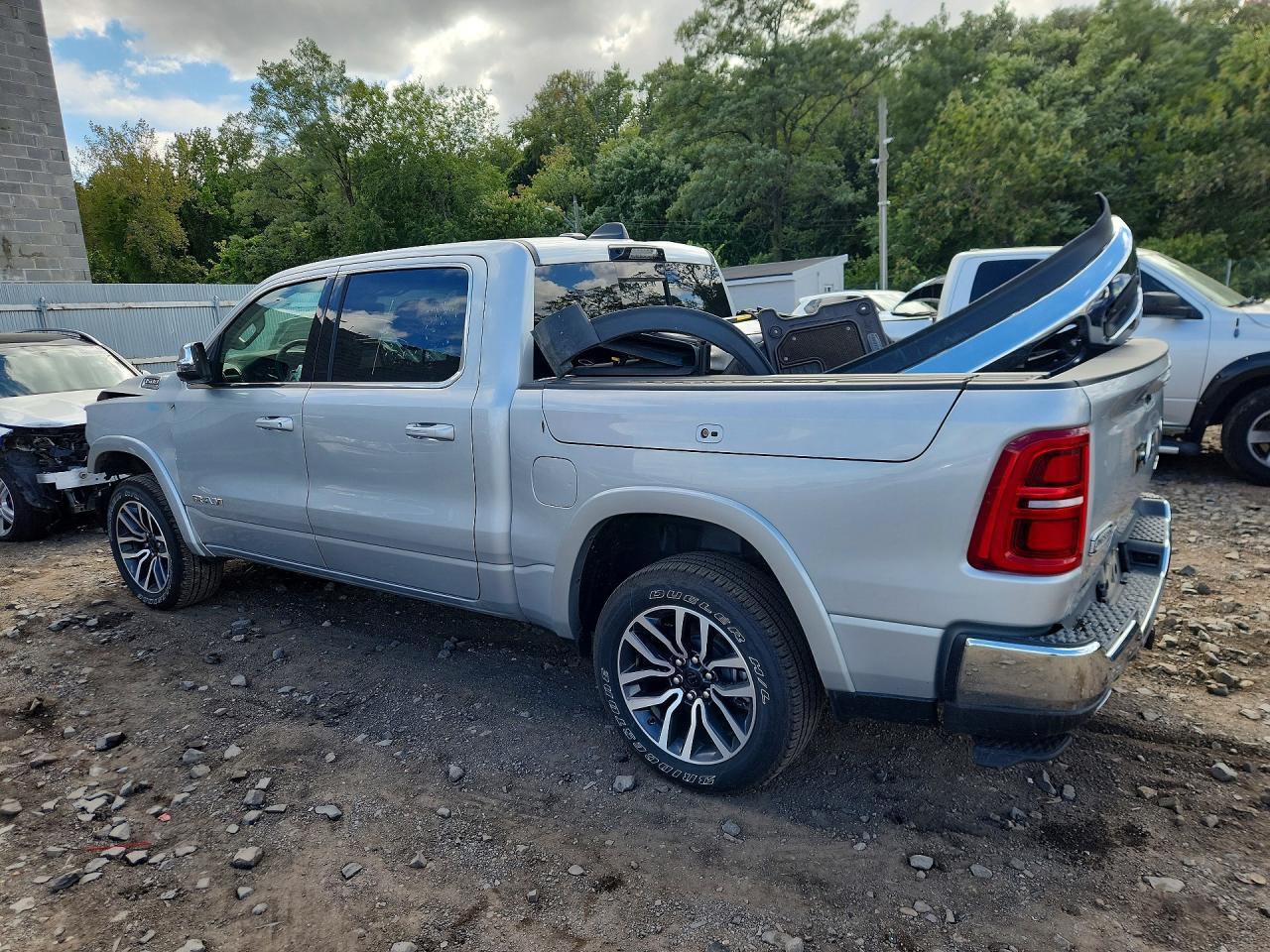 2026 RAM 1500 LIMITED — Фото 2 из 12
