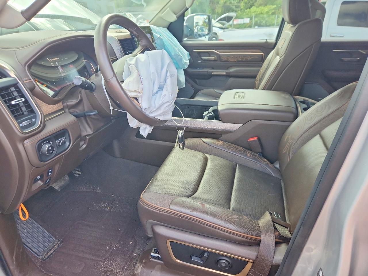 2026 RAM 1500 LIMITED — Фото 7 из 12