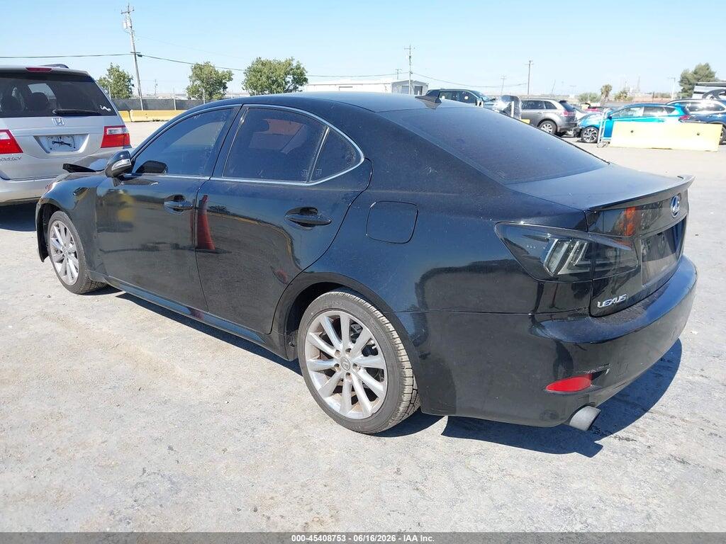 JTHBF5C24A5128424 2010 LEXUS IS 250 photo no. 3