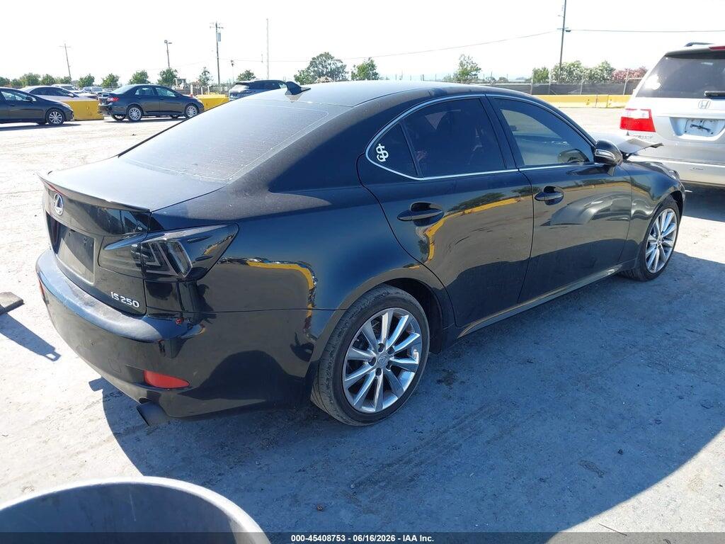 JTHBF5C24A5128424 2010 LEXUS IS 250 photo no. 4