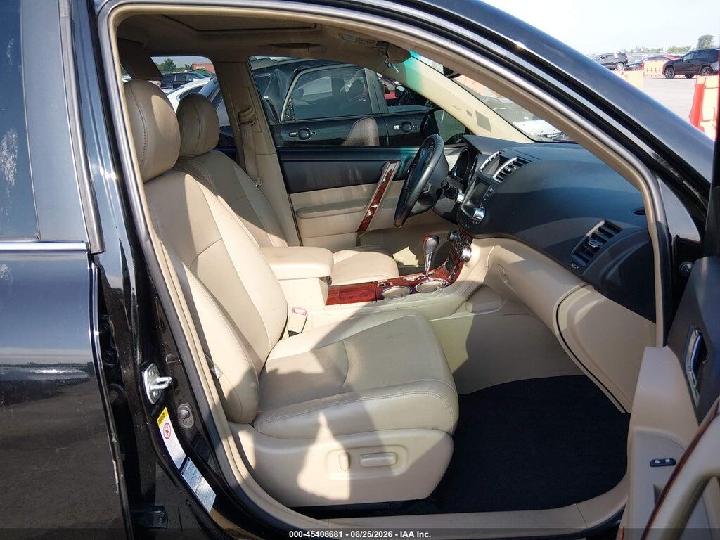 5TDDK3EHXBS050318 2011 TOYOTA HIGHLANDER photo no. 5