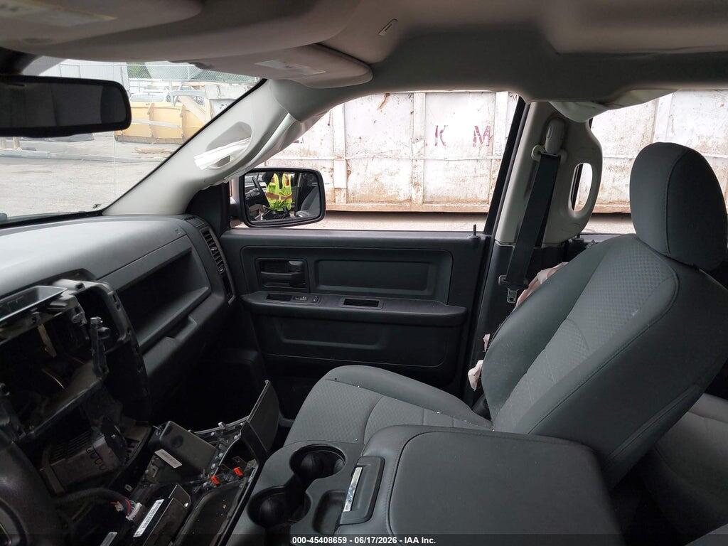 1C6RR7FG8JS165009 2018 RAM 1500 photo no. 5