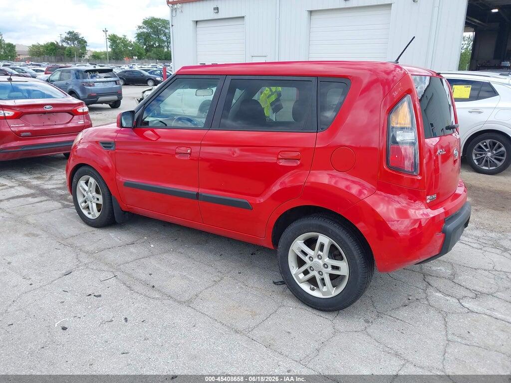 KNDJT2A23A7039214 2010 KIA SOUL photo no. 3