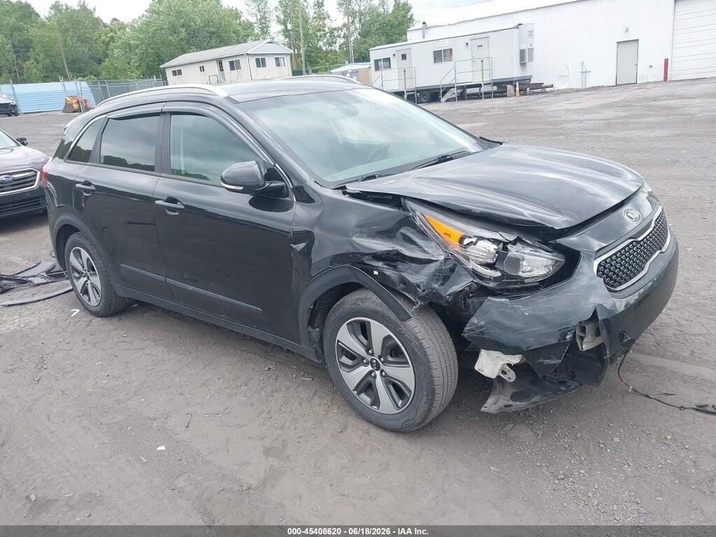KNDCC3LCXH5036417 2017 KIA NIRO photo no. 1