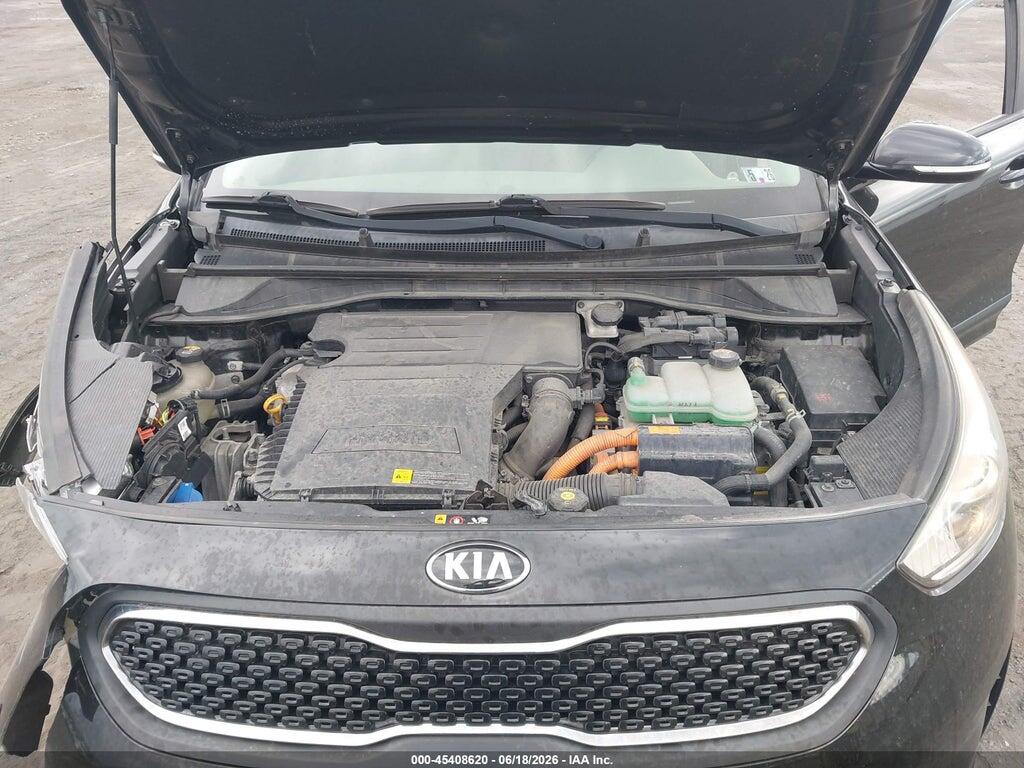 KNDCC3LCXH5036417 2017 KIA NIRO photo no. 10