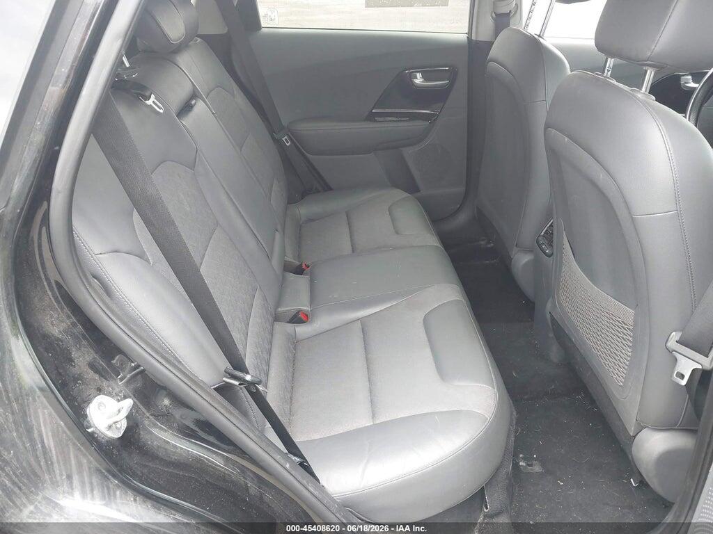 KNDCC3LCXH5036417 2017 KIA NIRO photo no. 8