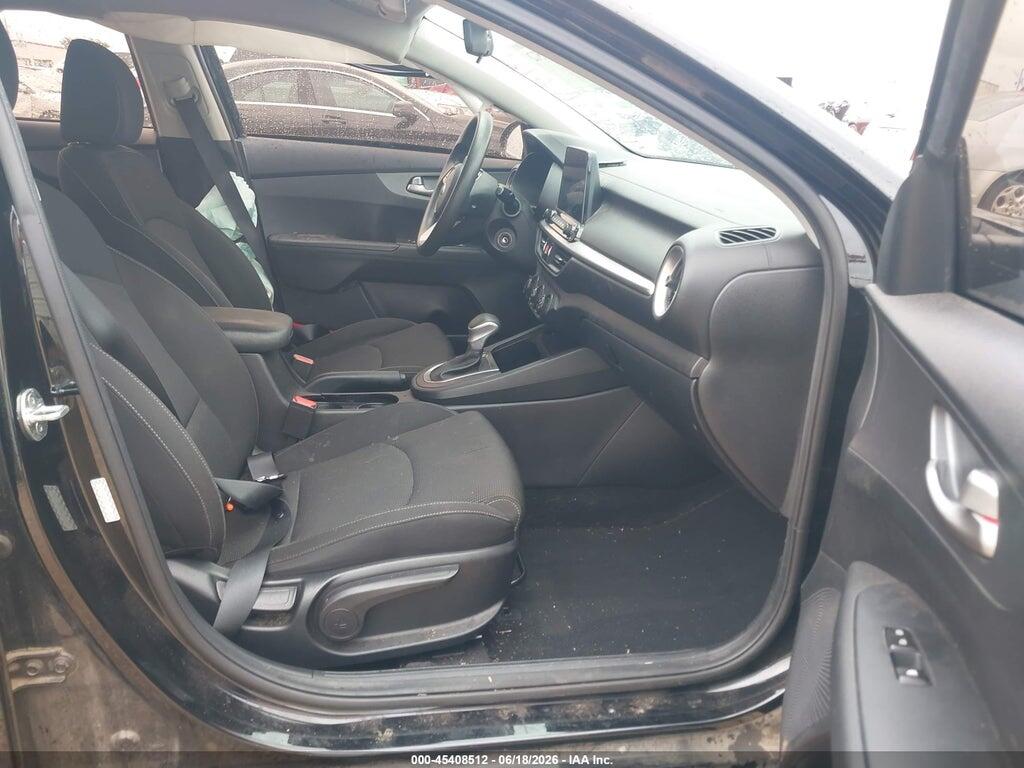 3KPF24AD4ME359054 2021 KIA FORTE photo no. 5