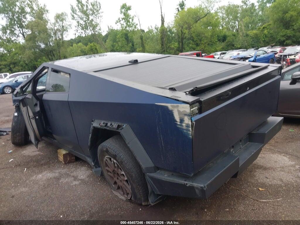 7G2CEHED4RA028644 2024 TESLA CYBERTRUCK photo no. 3
