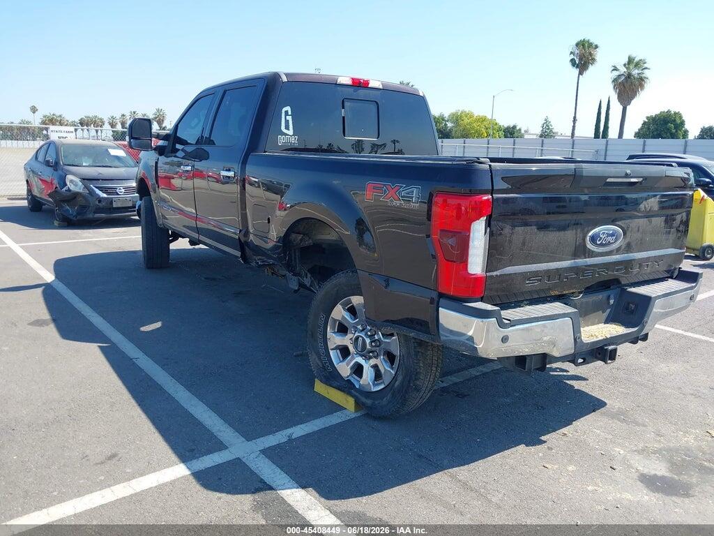 1FT7W2BT7JEB20723 2018 FORD F-250 photo no. 3