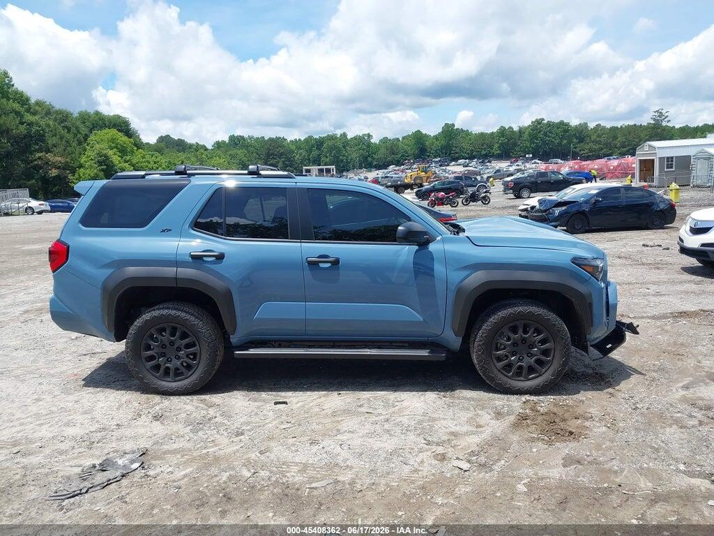 2026 TOYOTA 4RUNNER SR5 — Фото 13 из 16