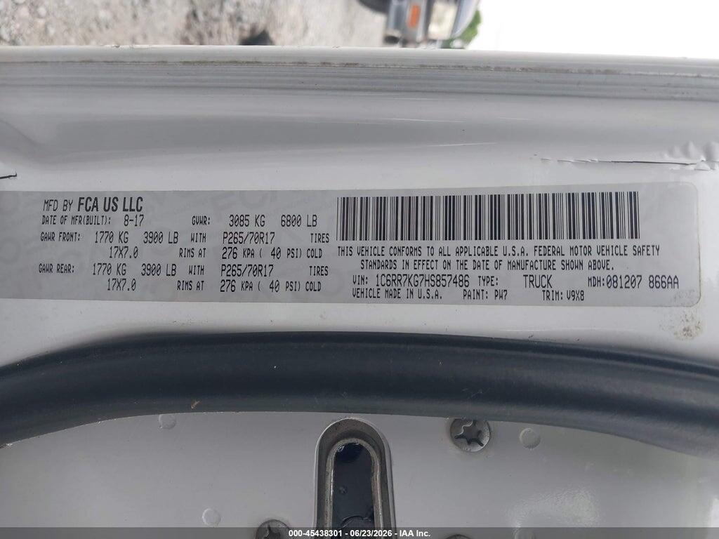 1C6RR7KG7HS857486 2017 RAM 1500 photo no. 9