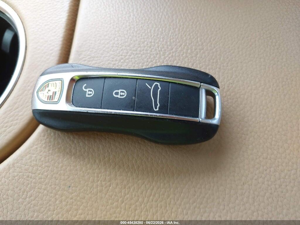 WP0AB2A77JL135644 2018 PORSCHE PANAMERA photo no. 11