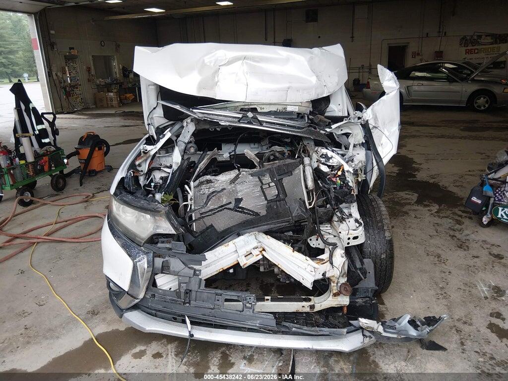 JA4AZ3A33HZ058917 2017 MITSUBISHI OUTLANDER photo no. 6