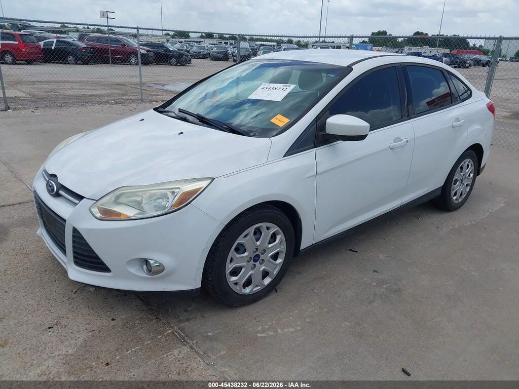 1FAHP3F2XCL466438 2012 FORD FOCUS photo no. 2