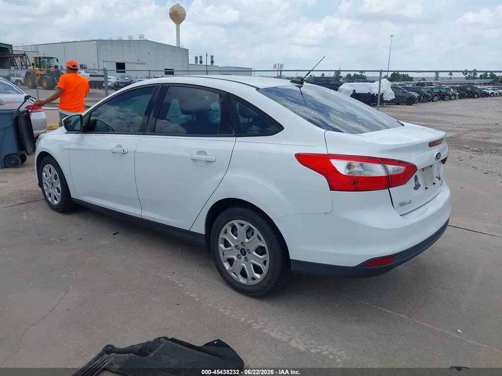 1FAHP3F2XCL466438 2012 FORD FOCUS photo no. 3