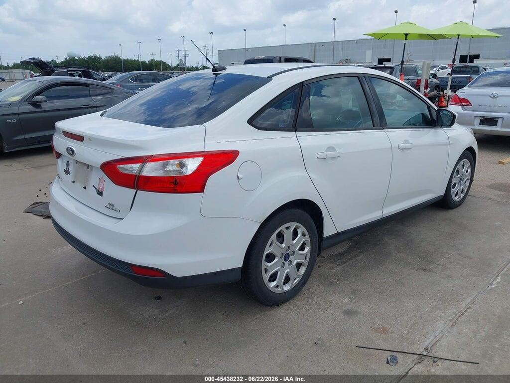1FAHP3F2XCL466438 2012 FORD FOCUS photo no. 4