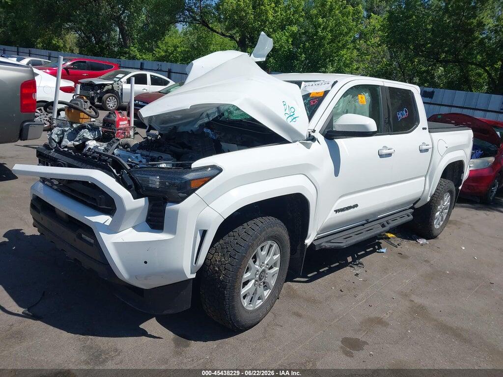 3TMLB5JNXRM021835 2024 TOYOTA TACOMA photo no. 2